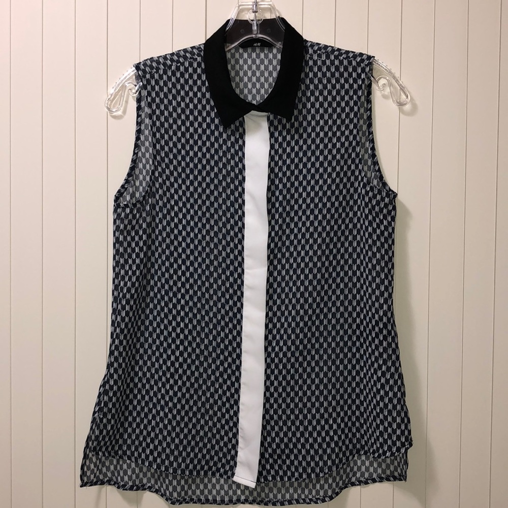 H & M Sheer Sleeveless Collared Printed Blouse 34”